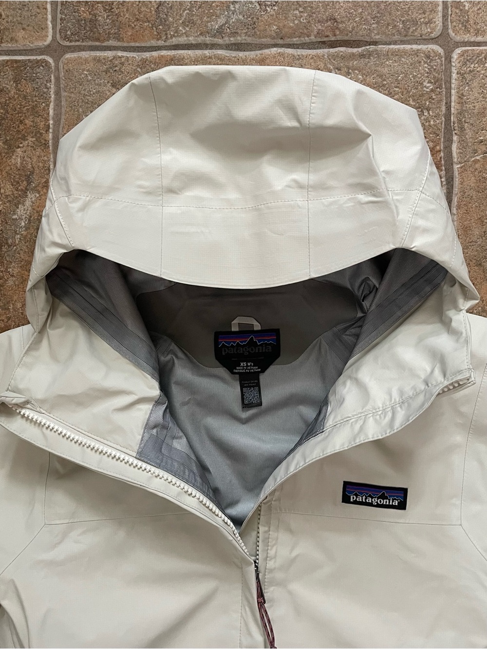 Women's Torrentshell 3L Rain Jacket - Picture 4 of 12